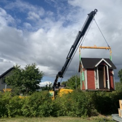 lastbil med kran